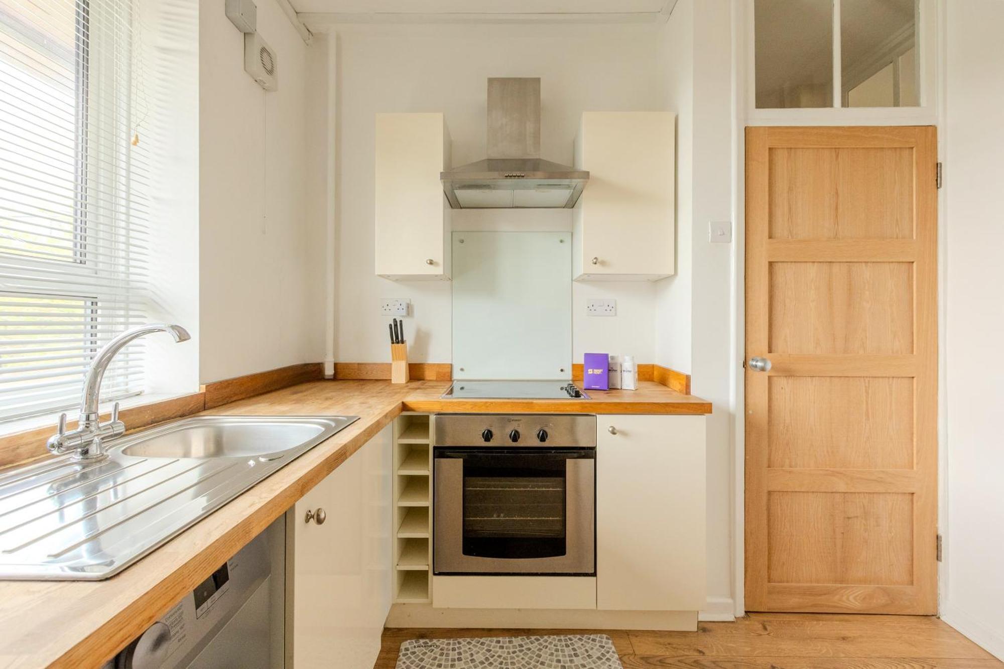 Bright Modern 1 Bedroom Flat, 5 Min To Vauxhall St لندن المظهر الخارجي الصورة